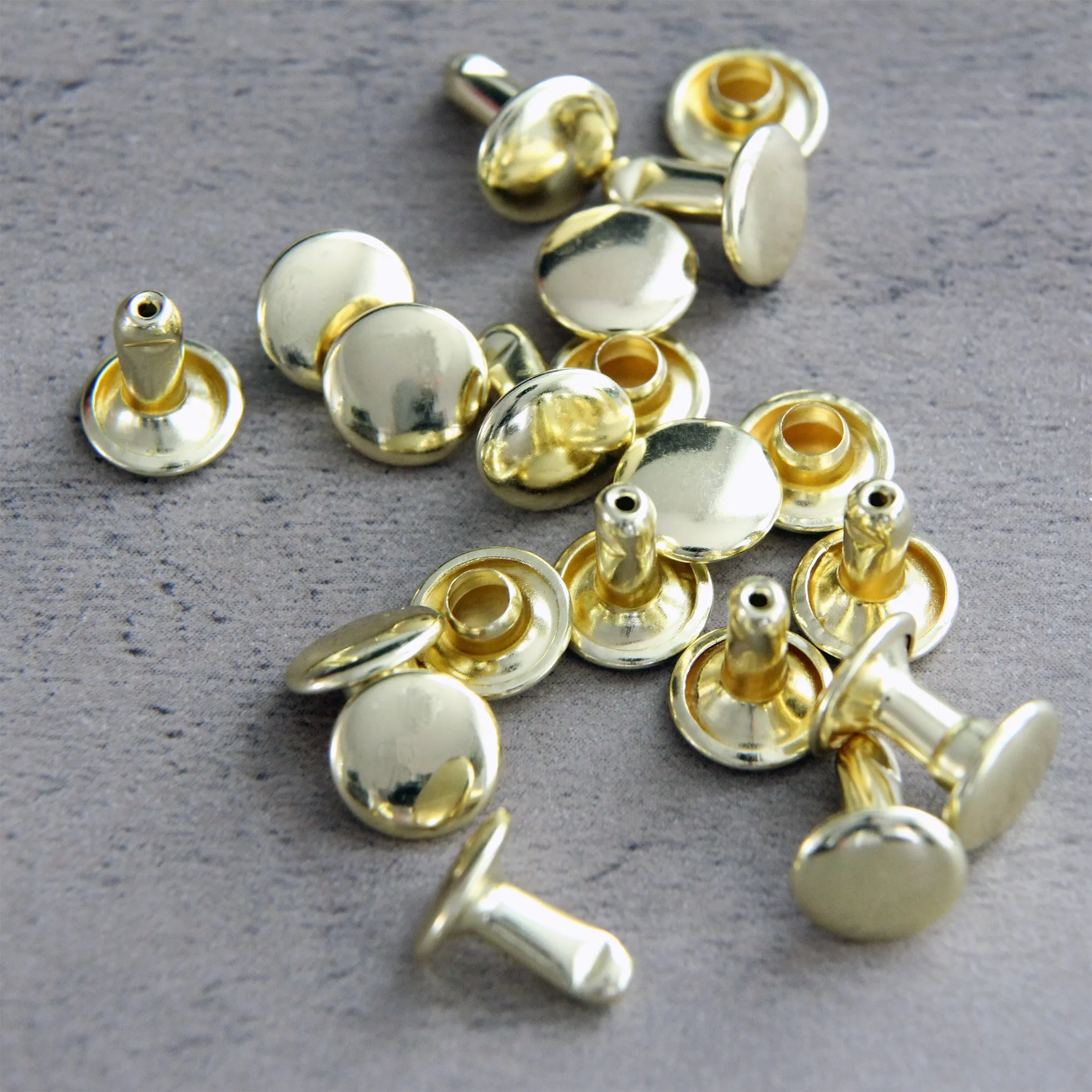 Double Cap Rivets 8mm