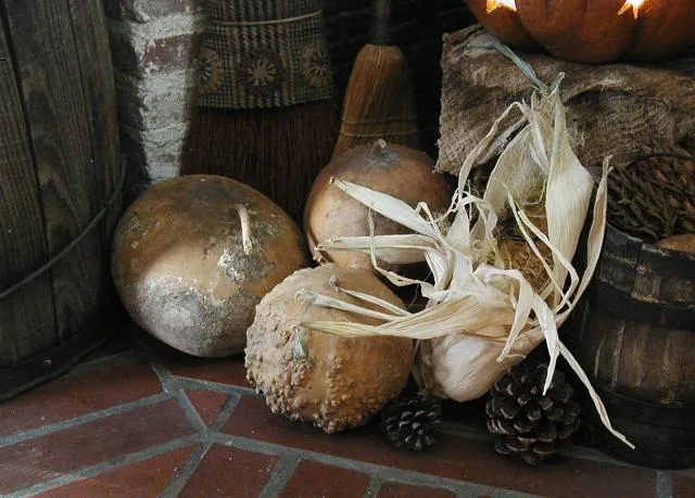 Primitive Staved Bucket Black Paint with Gourds Fabulous for Halloween