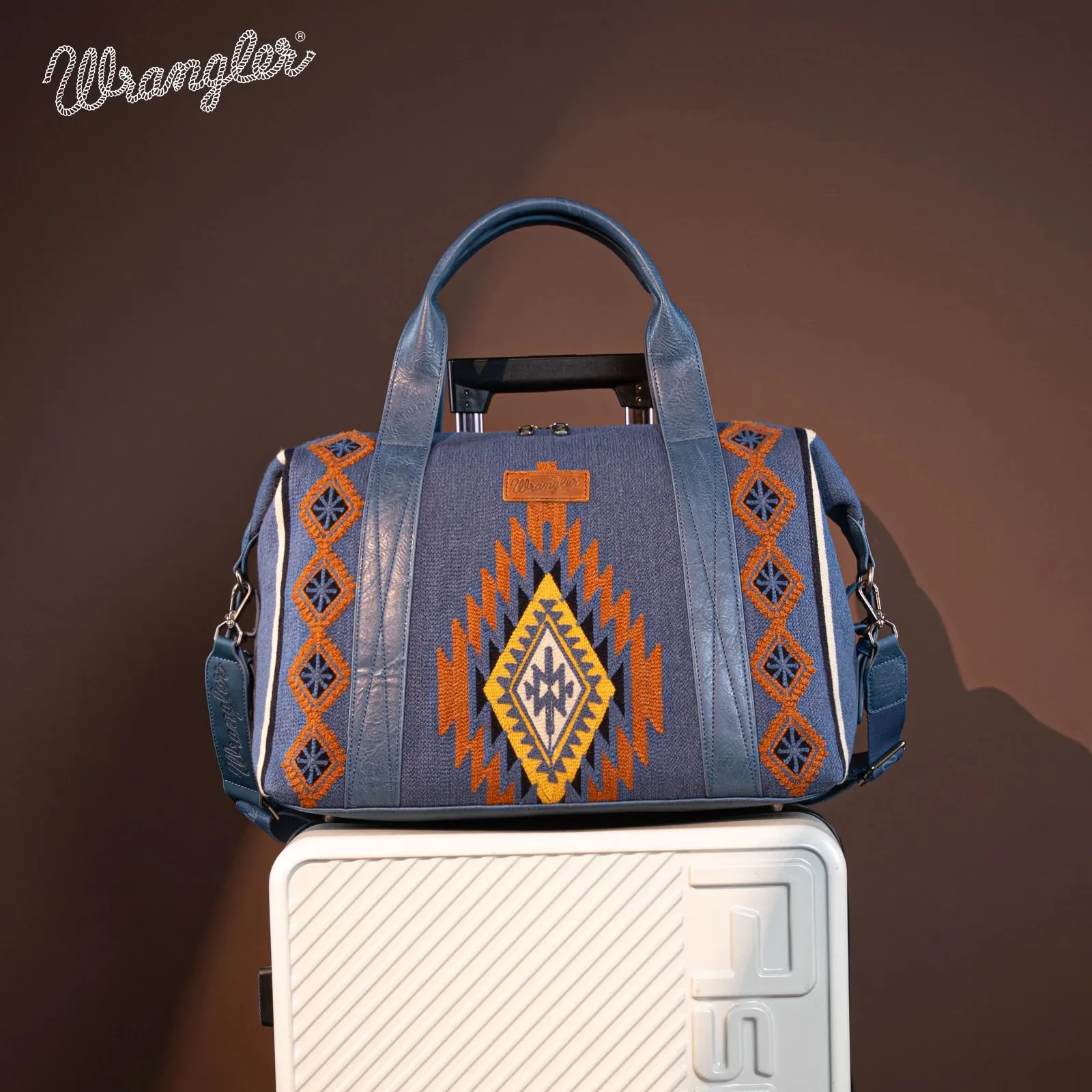 WG174-5110 Wrangler Southwestern Print Duffle Bag In Hot Pink Or Jean
